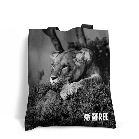 Lioness Tote Bag by Will Travers