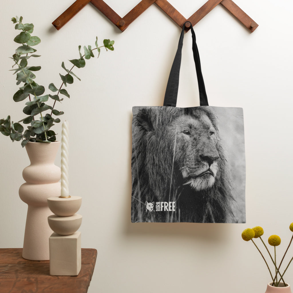 Proud Lion Tote Bag by Will Travers