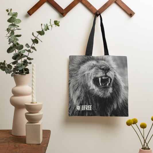 Happy Lion Black and White Tote Bag - Born Free Photography